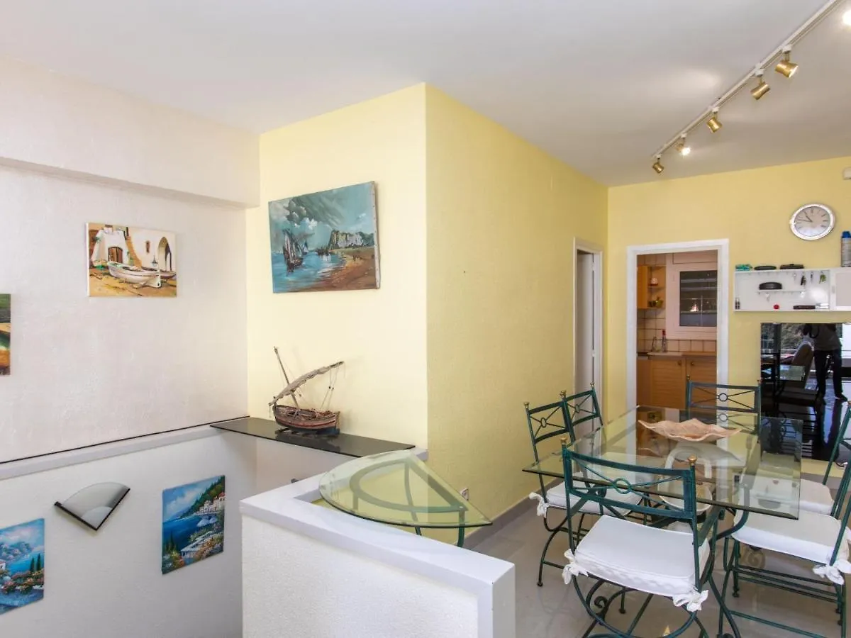 Apartment Cala Del Mar By Interhome Tossa de Mar Spagna